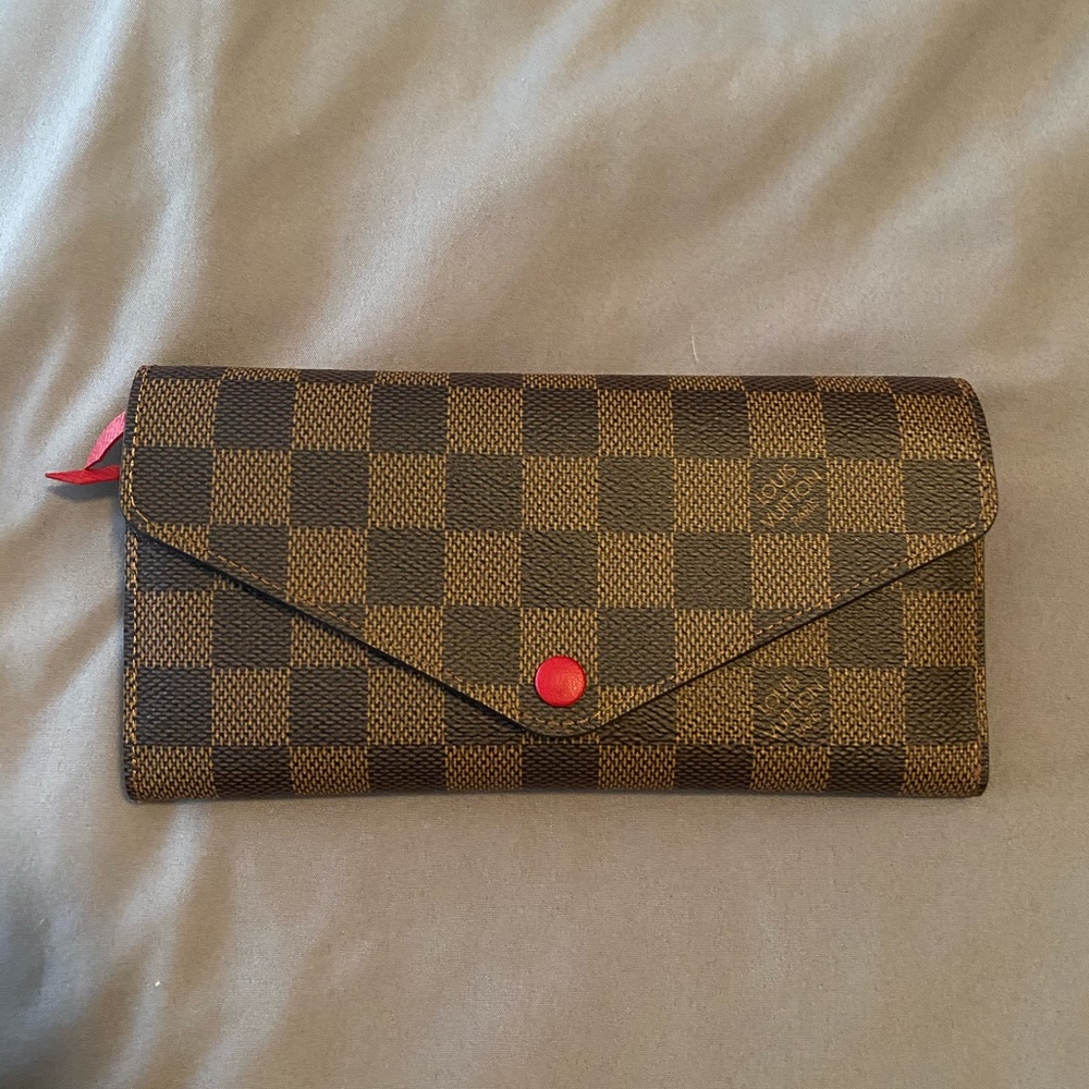 Louis Vuitton Josephine Wallet in Damier Ebene